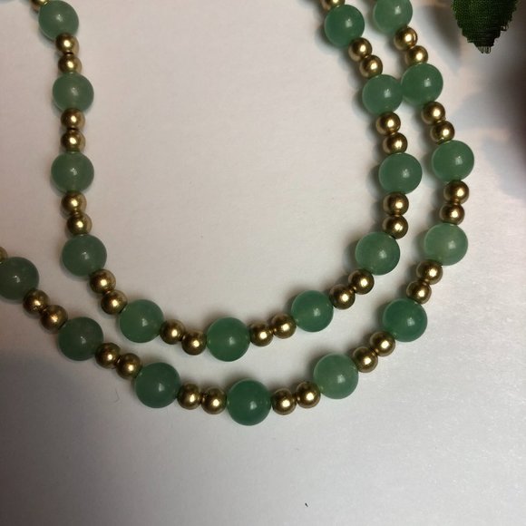 Green & Gold Long Beaded Costume Jewelry Necklace - Picture 2 of 5